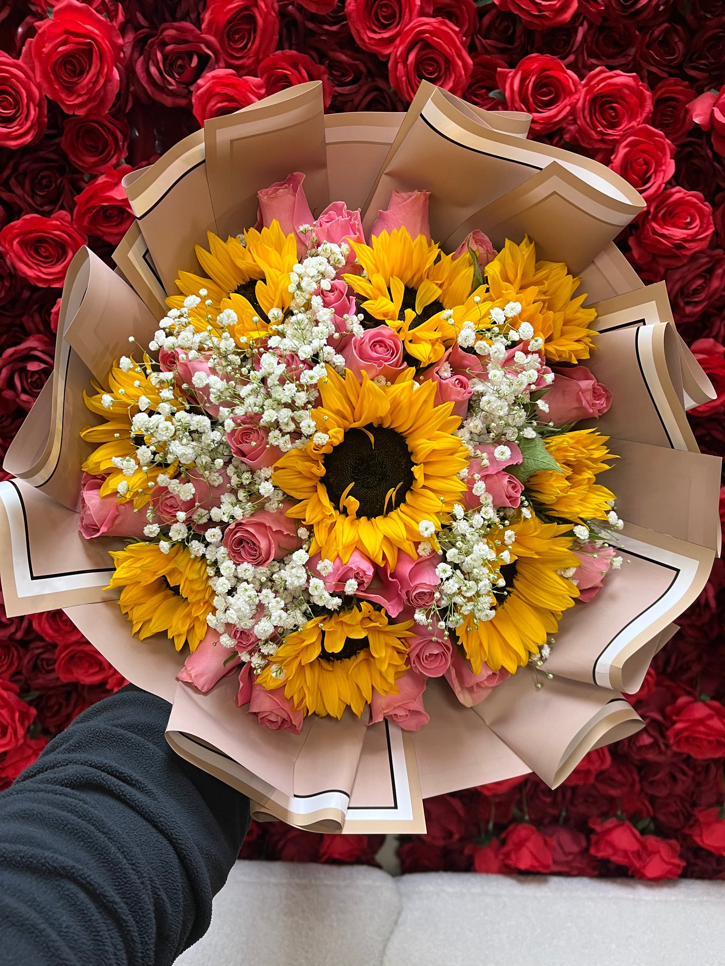Pinks roses and Sunflowers